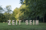 13 ZEIT SEIN (Ausstellung "ZEIT LOS LASSEN", Schosshaldenfriedhof, Bern/Ostermundigen 2019)
