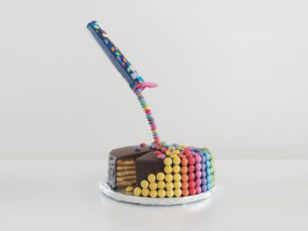 Smarties-Gravity-Cake (Othellotorte)